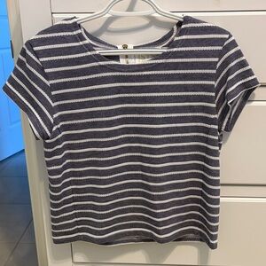 Sail to Sable Striped Crop Tee Size Small